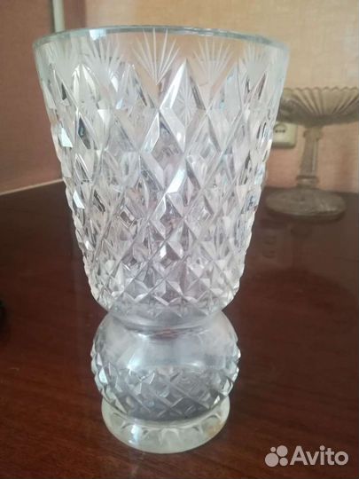 Хрустальная ваза