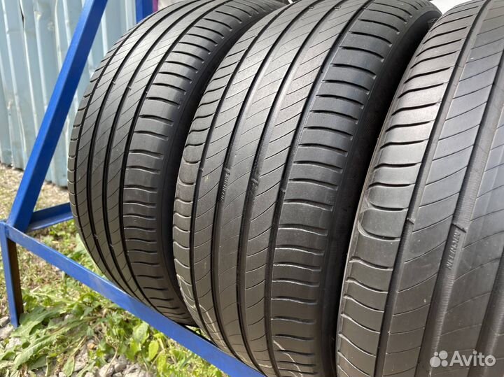 Michelin Primacy 4 235/50 R19