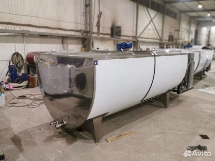 Охладитель молока / Молочный танк 400 литров