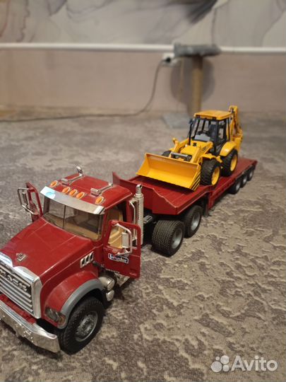 Машинки bruder