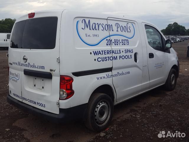 В разборе Nissan NV200