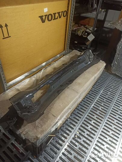 Mazda Панель моторного отсека