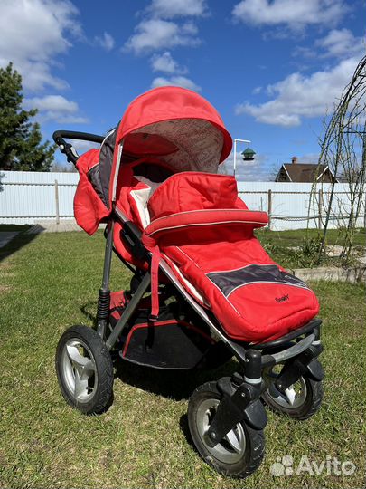 Прогулочная коляска с надувными колесами