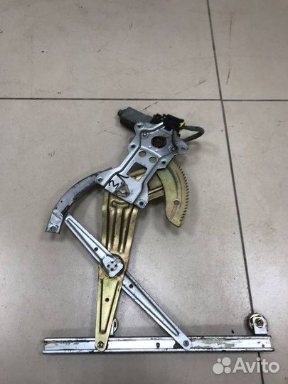 Стеклоподъемник электрический задний левый