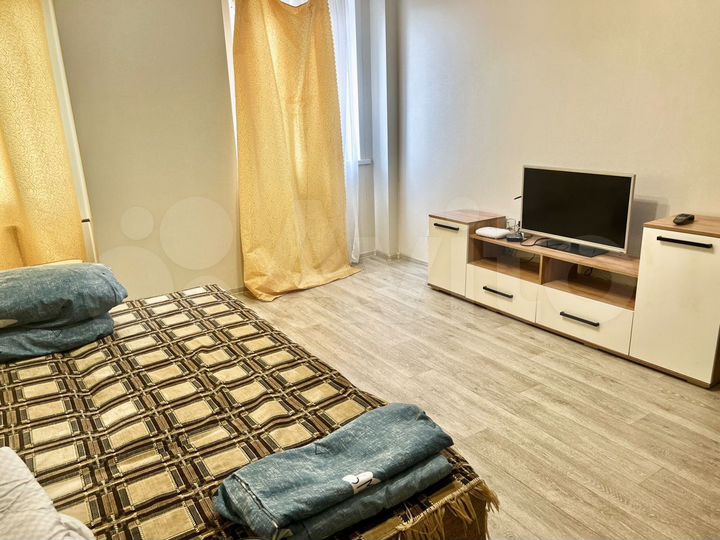 1-к. квартира, 40 м², 1/13 эт.