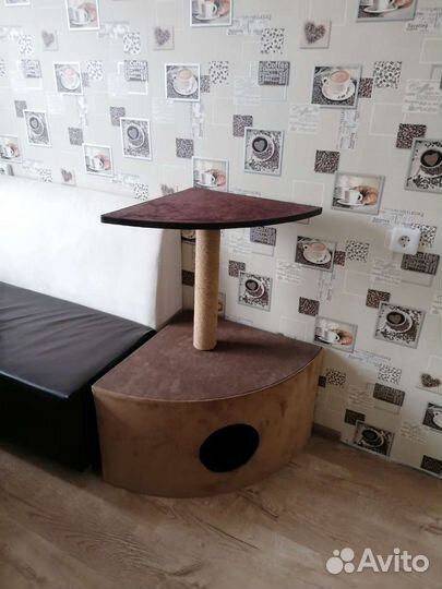 Домик для кошки с когтеточкой