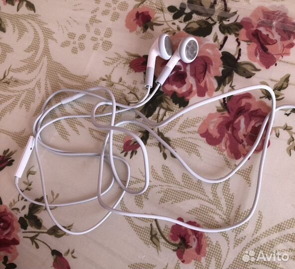 Наушники earpods