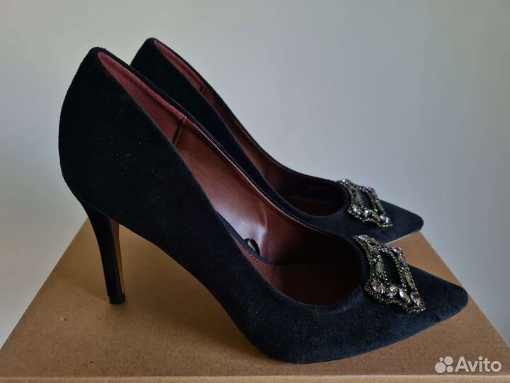 Новые туфли Reserved