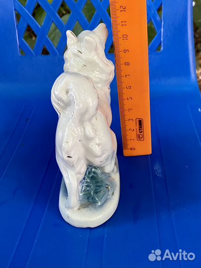 Статуэтка Собака Лайка, старая Гжель, СССР