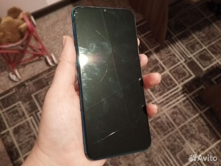 realme C3, 3/32 ГБ