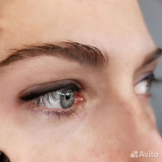 Татуаж бровей