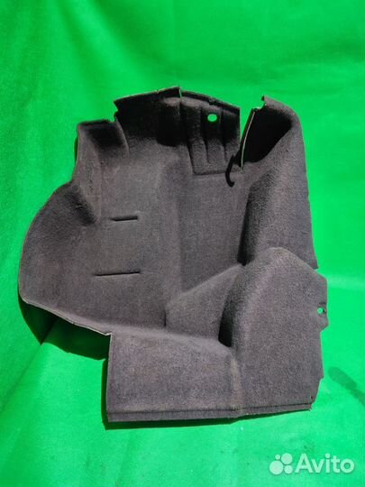 Обшивка багажника Mercedes w210