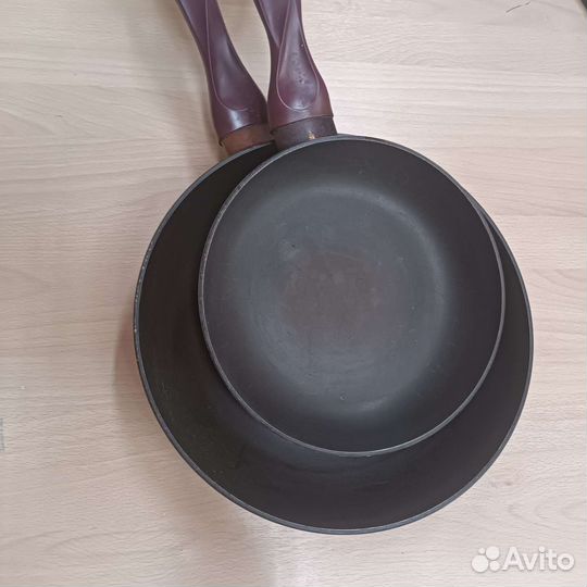 Кастрюля и сковородки