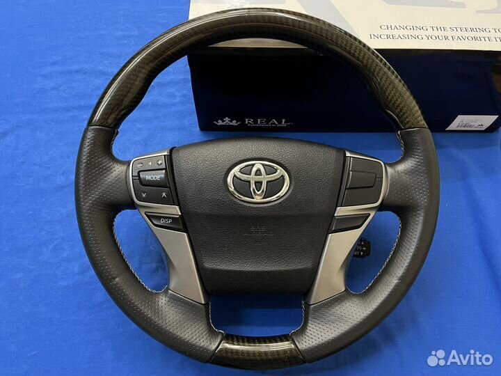 Анатомический руль косточкой карбон Toyota Mark X