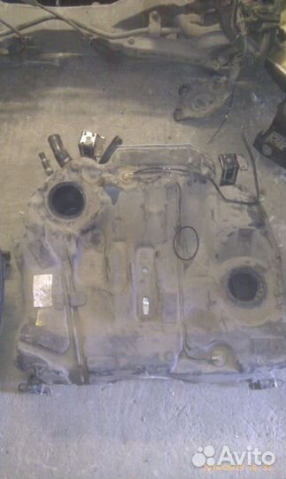 Топливный бак Volvo S60