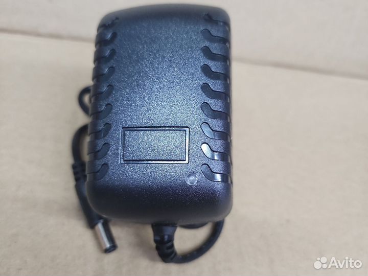 Блок питания power adapter 24v1a5.5/2.5