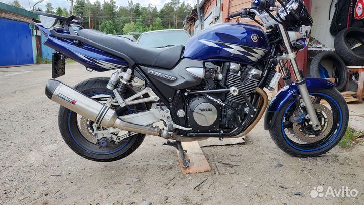 Мотоцикл Yamaha xjr 1300 2007 год