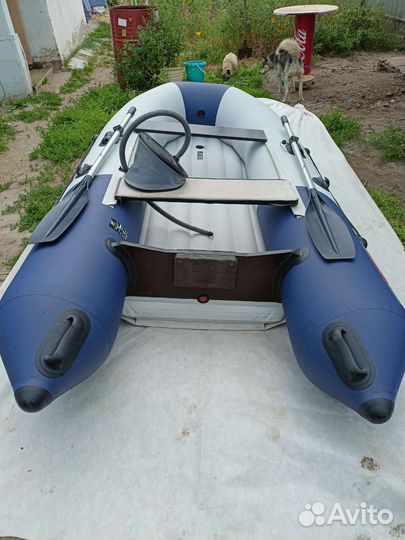 Надувная лодка