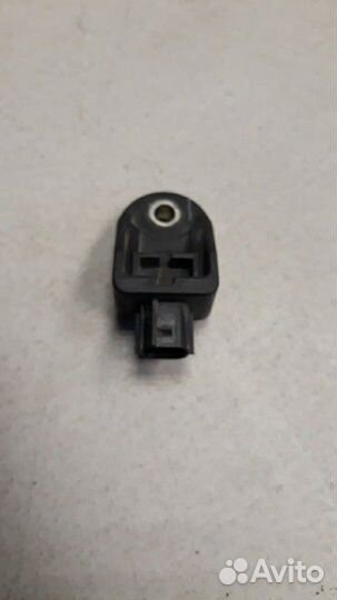 Датчик airbag Toyota RAV4