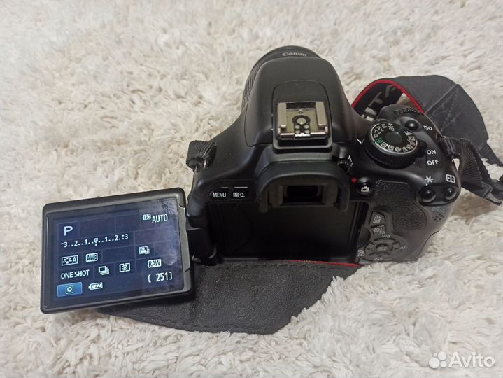 Зеркальный фотоаппарат canon eos 600d