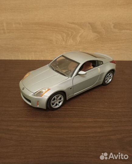 1/18 Nissan 350z