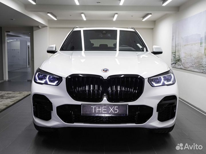 BMW X5 3 AT, 2023
