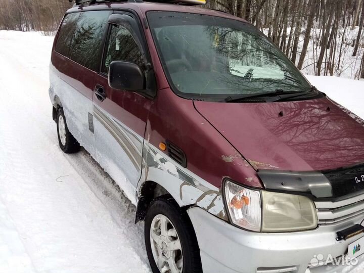 Toyota Lite Ace Noah 2.0 AT, 1997, битый, 420 000 км