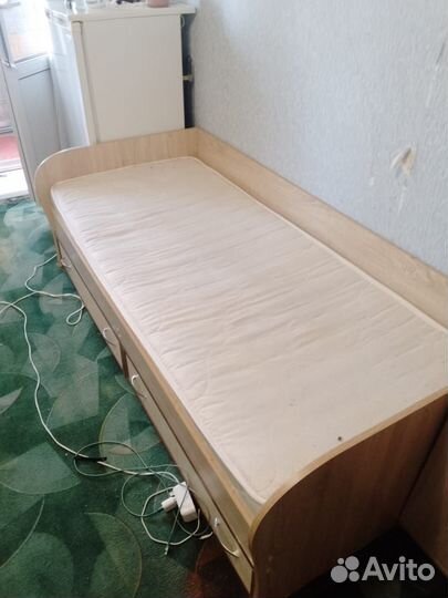 Продам кровать бу