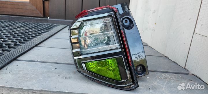 Задний фонарь suzuki vitare 2019