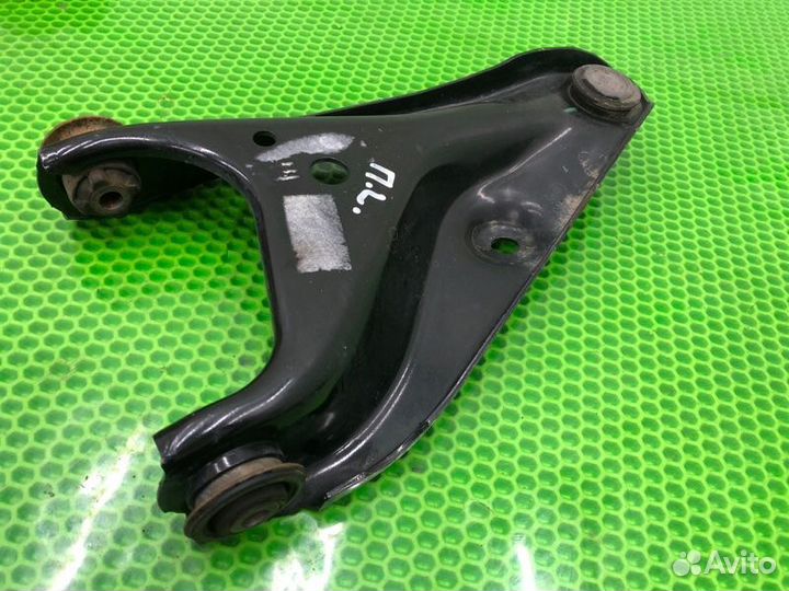 Рычаг подвески нижний передний левый Renault Logan