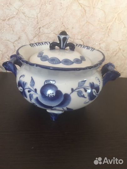 Сахарница гжель