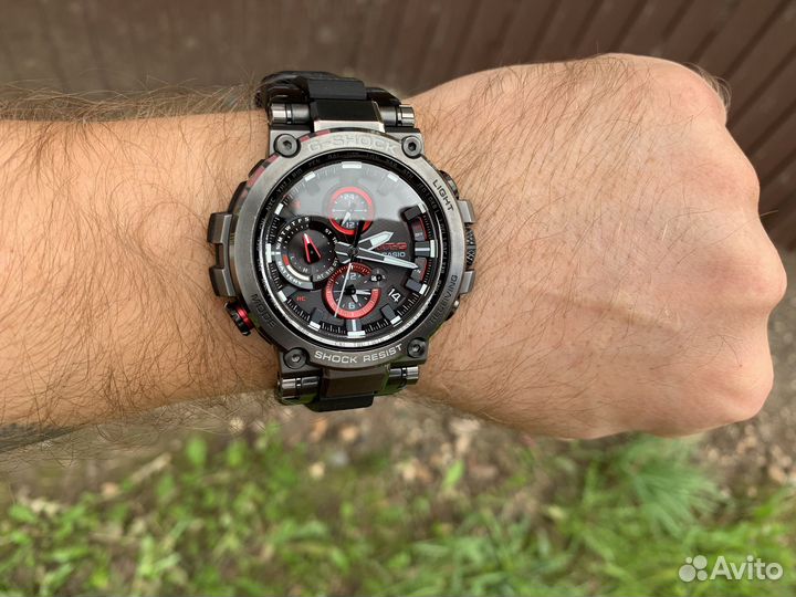 Casio G-Shock MTG-B1000B-1AER