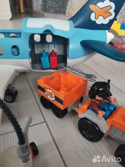 Lego Duplo 5595 Самолёт с аэрпортом