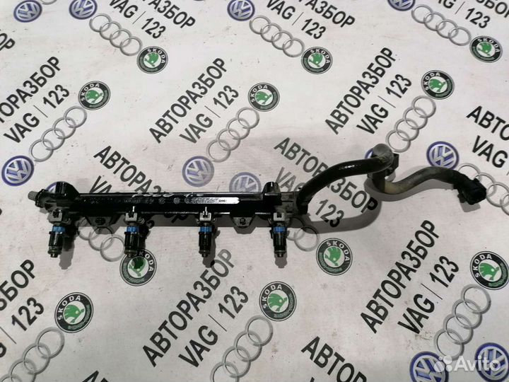 Топливная рейка с форсунками Фольксваген Поло 5