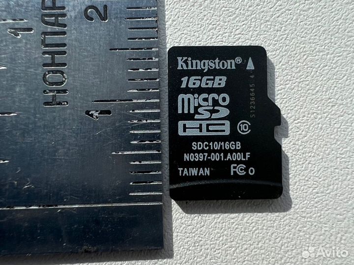 Карта памяти микро 32 GB, 16 GB