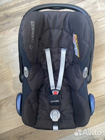 Автолюлька maxi cosi cabriofix с базой isofix