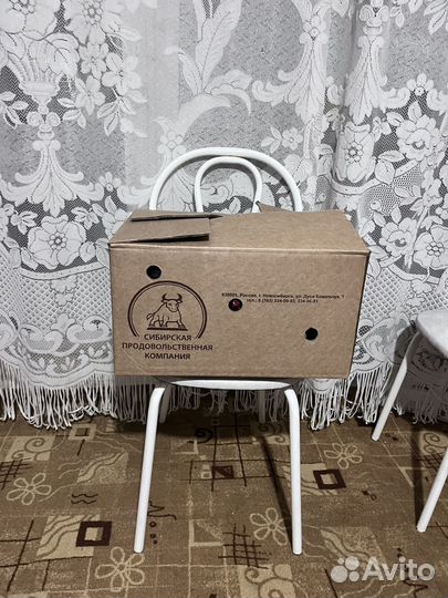 Продам короьку вещами