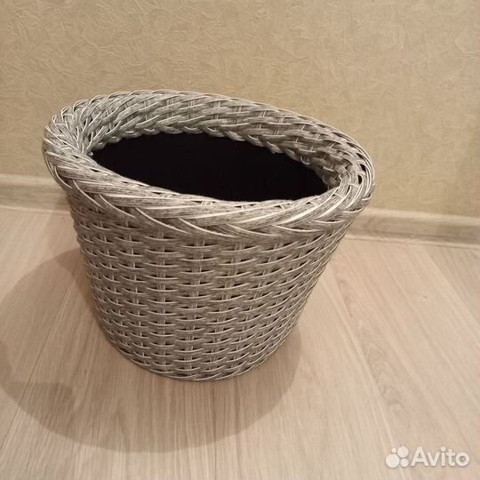 Кашпо из полиротанга с косичкой Снежок, 12л