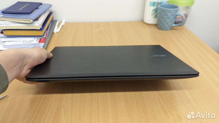 Игровой, мощный и красивый Ноутбук acer aspire