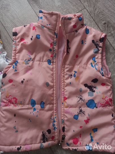 Безрукавка для девочки