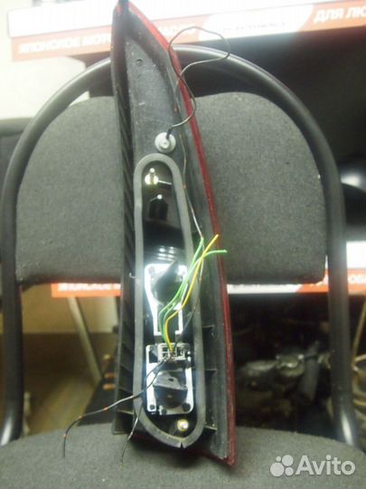 Фонарь задний левый Volvo XC70 S70 V70 9154493