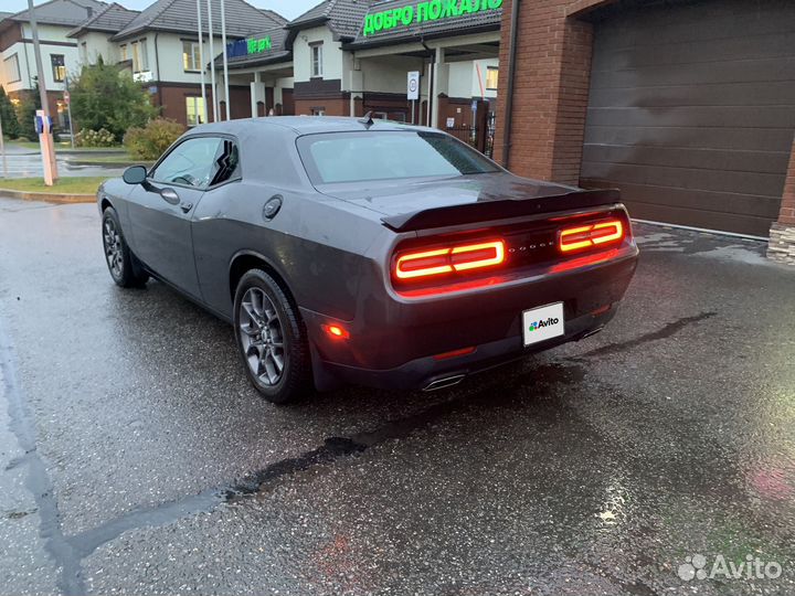 Dodge Challenger 3.6 AT, 2018, 45 600 км