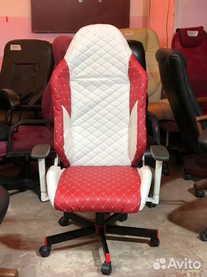 Компьютерное игровое кресло