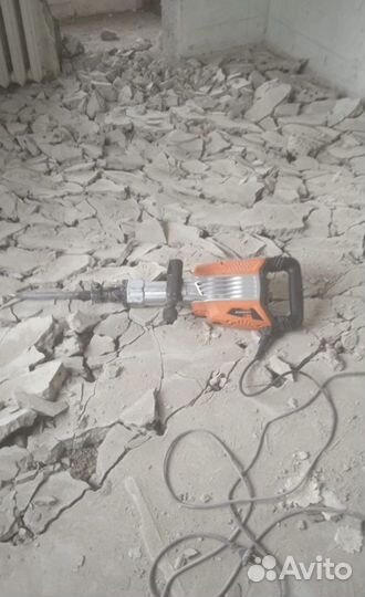 Демонтаж стен и полов