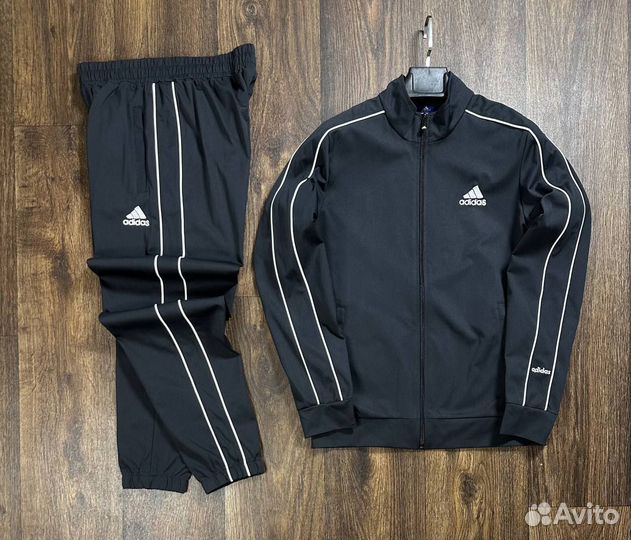 Спортивные костюмы Adidas