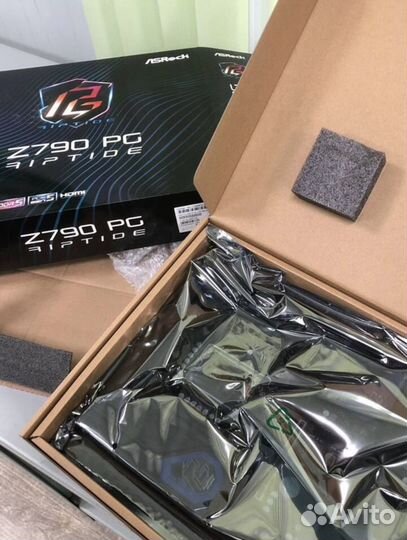 Мат.плата Intel ASRock Z790 PG Riptide