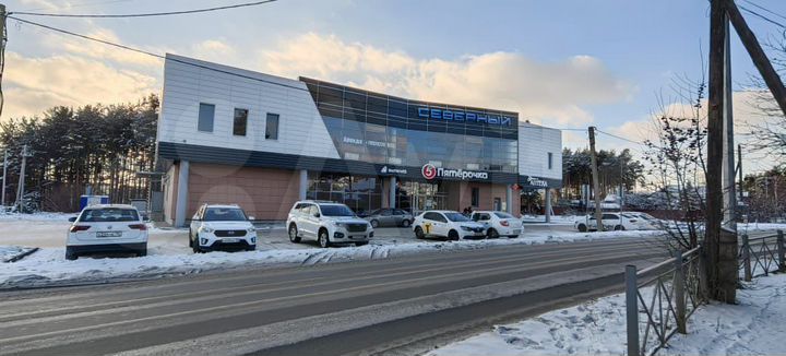 Торговая площадь, 806 м²