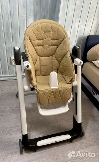 Стульчик для кормления Peg Perego Siesta Follow Me