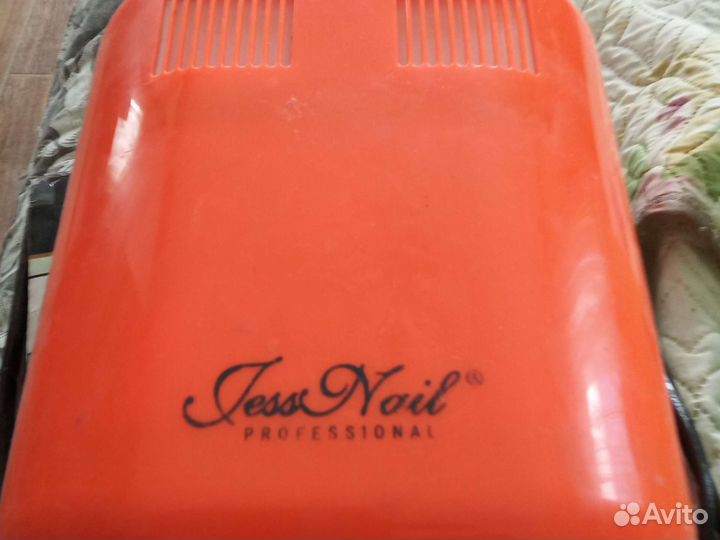 Лампа для маникюра