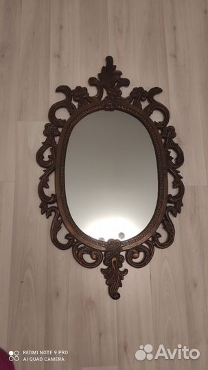 Зеркало настенное старинное в ажурной раме